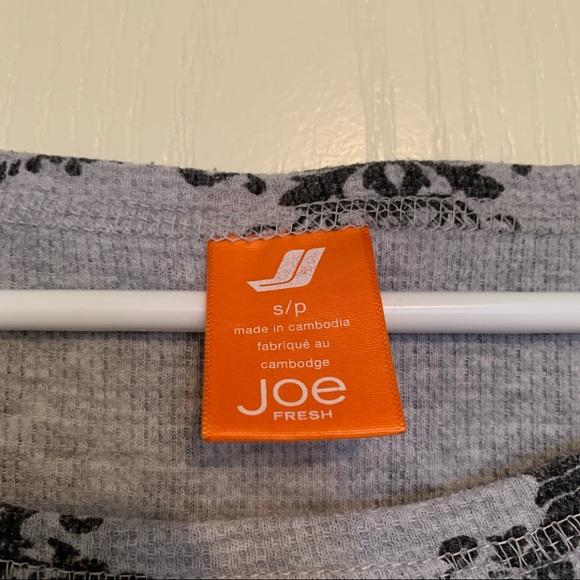 π»3 for $15- Joe Fresh waffle knit long sleeve top - Picture 2 of 5